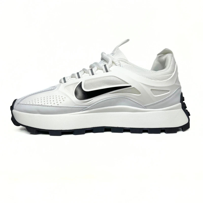 NIKE BALLELY BLANCO Y NEGRO