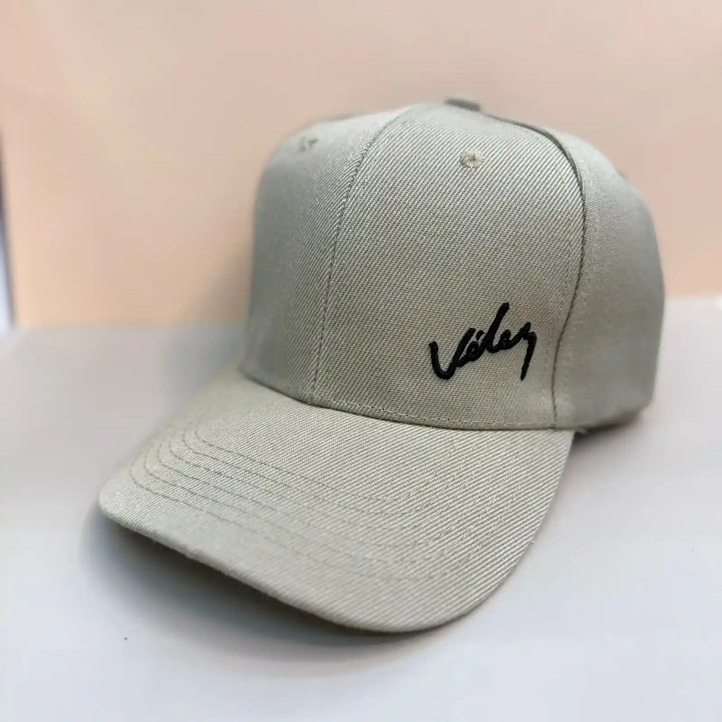 ¡GORRA VÉLEZ!