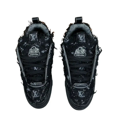 LOUIS VUITTON BLACK AND WHITE SOLE