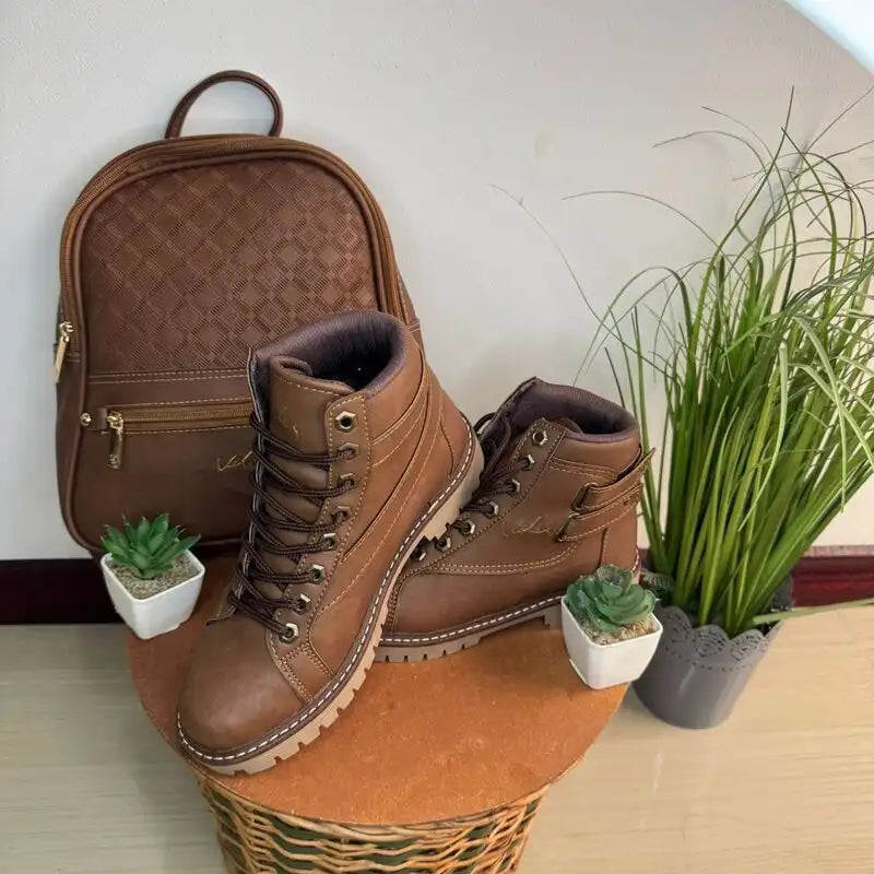 Botas + Bolso que elevan tu estilo al instante